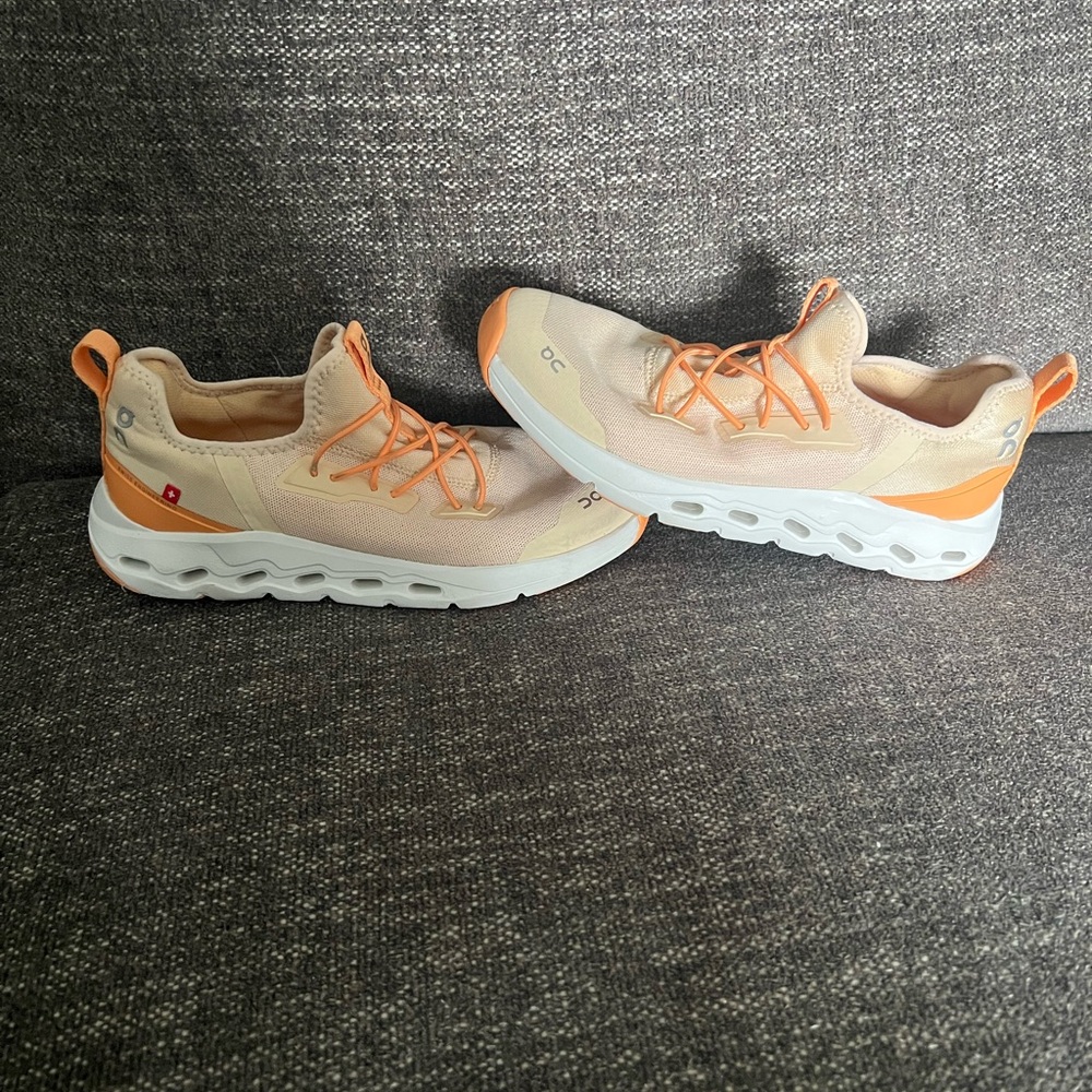 On Cloud Cloudleap Orange Sneakers - Picture 2 of 7